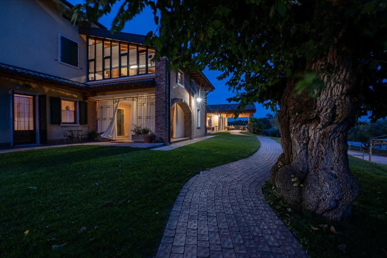 Agriturismo Le Tese Colà Eksteriør billede