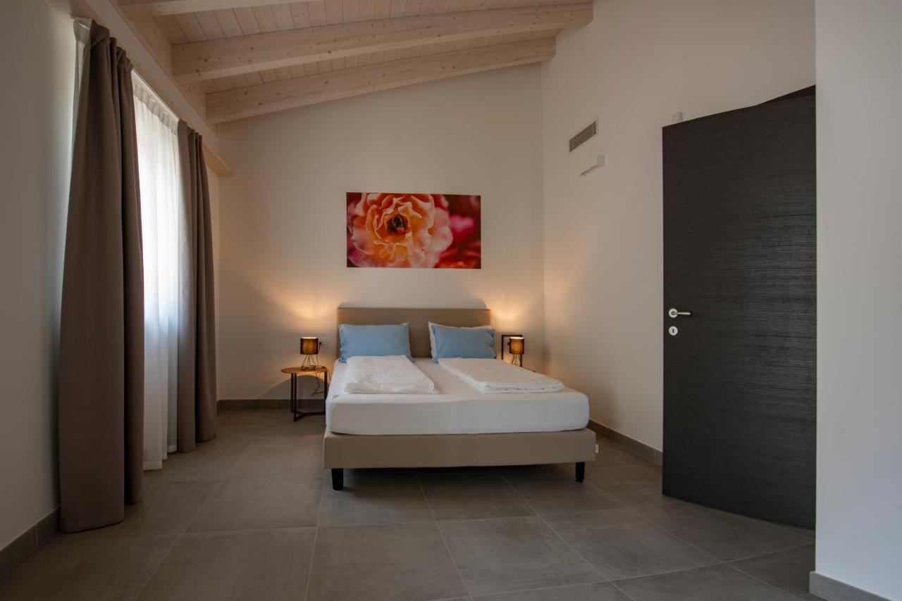 Agriturismo Le Tese Colà Eksteriør billede