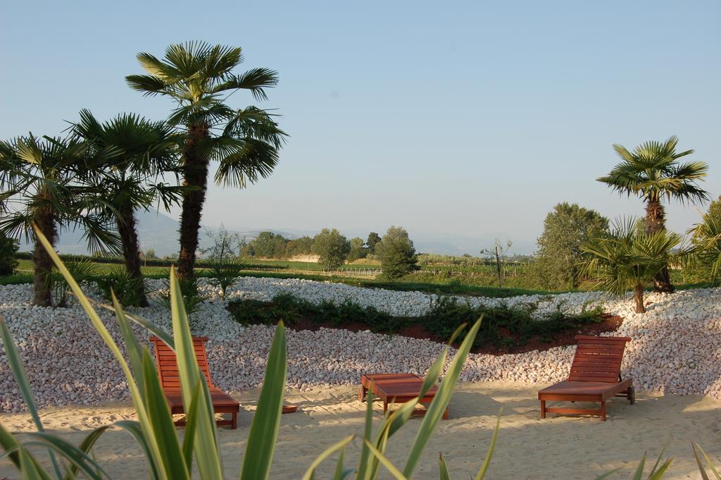 Agriturismo Le Tese Colà Eksteriør billede